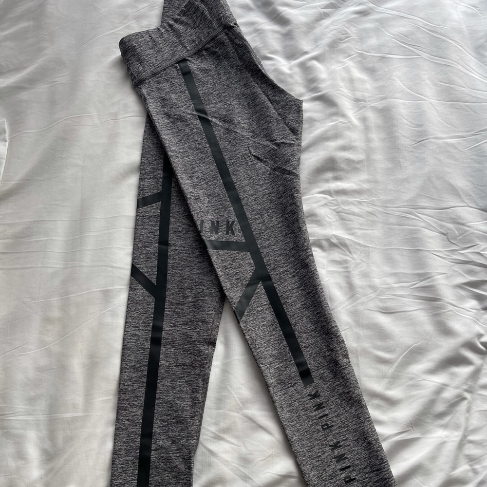 PINK Victoria’s Secret Leggings